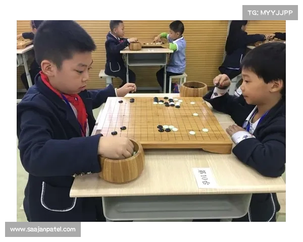 棋枰论剑少年志 黑白之间见天地 —— 全国青少年围棋精英对弈纪实 棋枰论剑少年志 黑白之间见天地 —— 全国青少年围棋精英对弈纪实